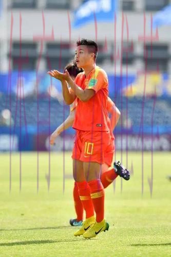 U-20女足世界杯 - 赵瑜洁、沈梦雨建功 女足小花迎开门红